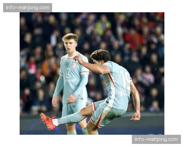 马竞3比1逆转皇家贝蒂斯阿尔瓦雷斯梅开二度延续射手榜竞争 马竞3比1逆转皇家贝蒂斯阿尔瓦雷斯梅开二度延续射手榜竞争