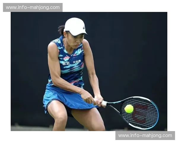 马萨洛娃接发球抢攻 瑞士选手利用对手二发弱势施压