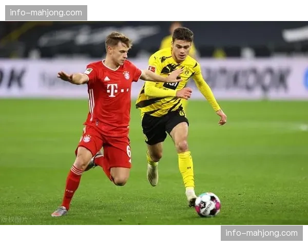 西班牙边后卫助攻幅度,防守三中卫体系转换时的边路保护问题 西班牙边后卫助攻幅度,防守三中卫体系转换时的边路保护问题